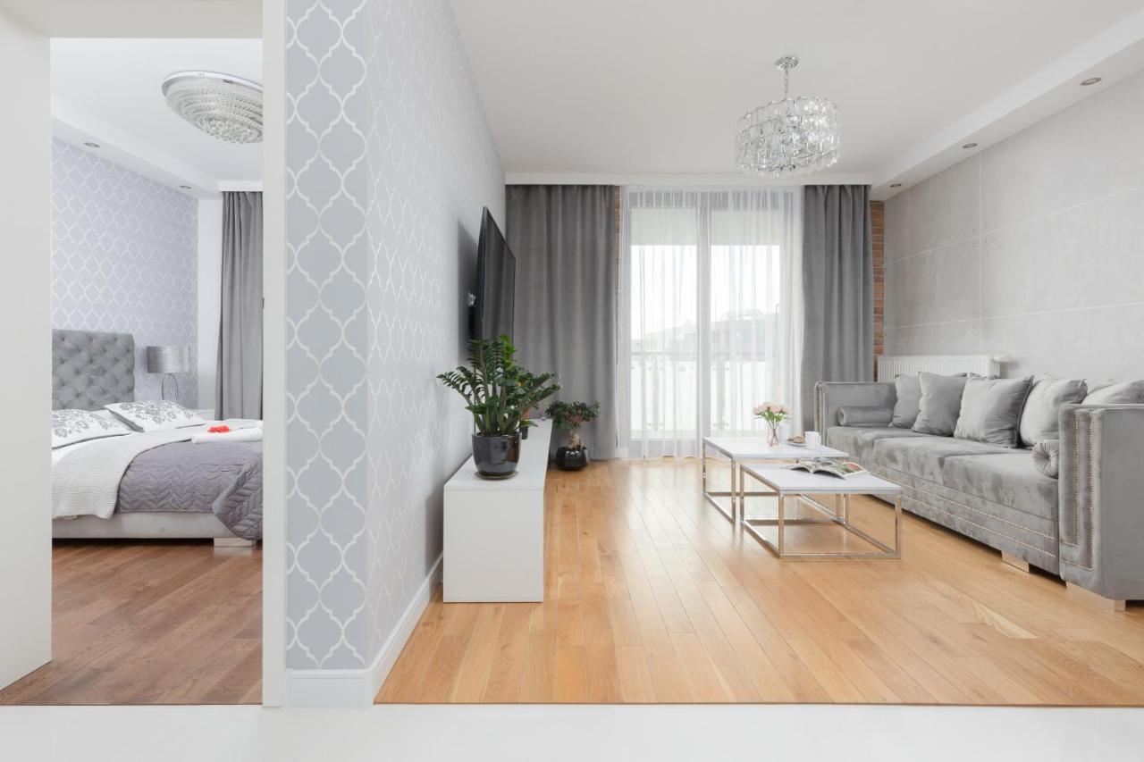 Warsaw Silver Residence By Renters Prestige Exteriér fotografie