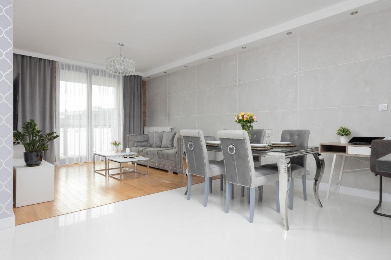 Warsaw Silver Residence By Renters Prestige Exteriér fotografie